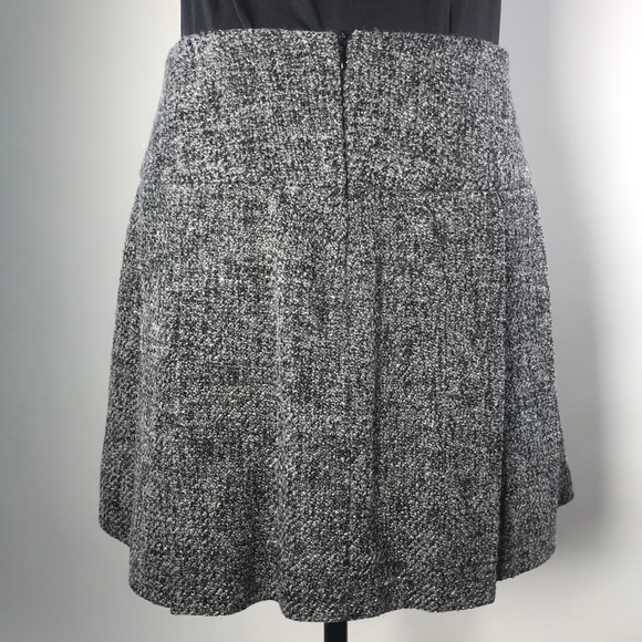 Kensie Skirt - Picture 4 of 12